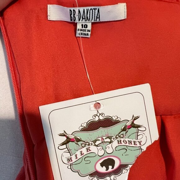 NWT BB Dakota Tangerine Garland Crepe Halter dress, Size 10 - Picture 14 of 16